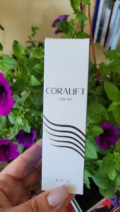 The experience of using Coralift cream, photo of the packaging